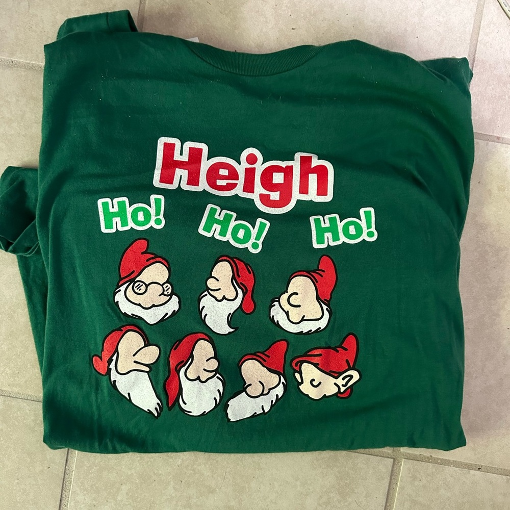 Disney tshirt